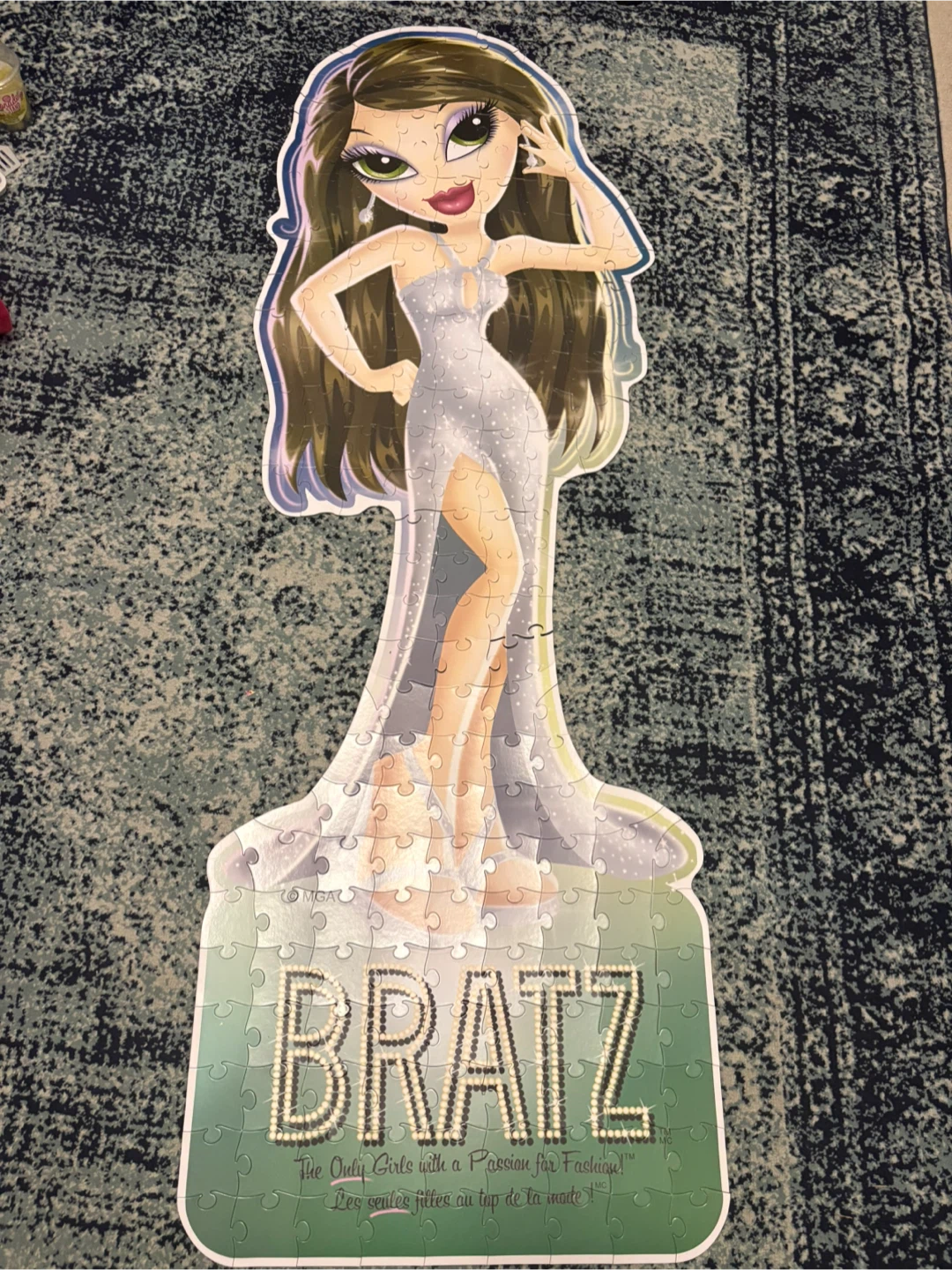 Bratz Movie Stars Jade 6-Foot Floor Puzzle - photo 4