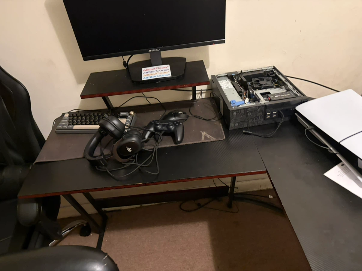 L-Shaped Black Gaming Desk - photo 3