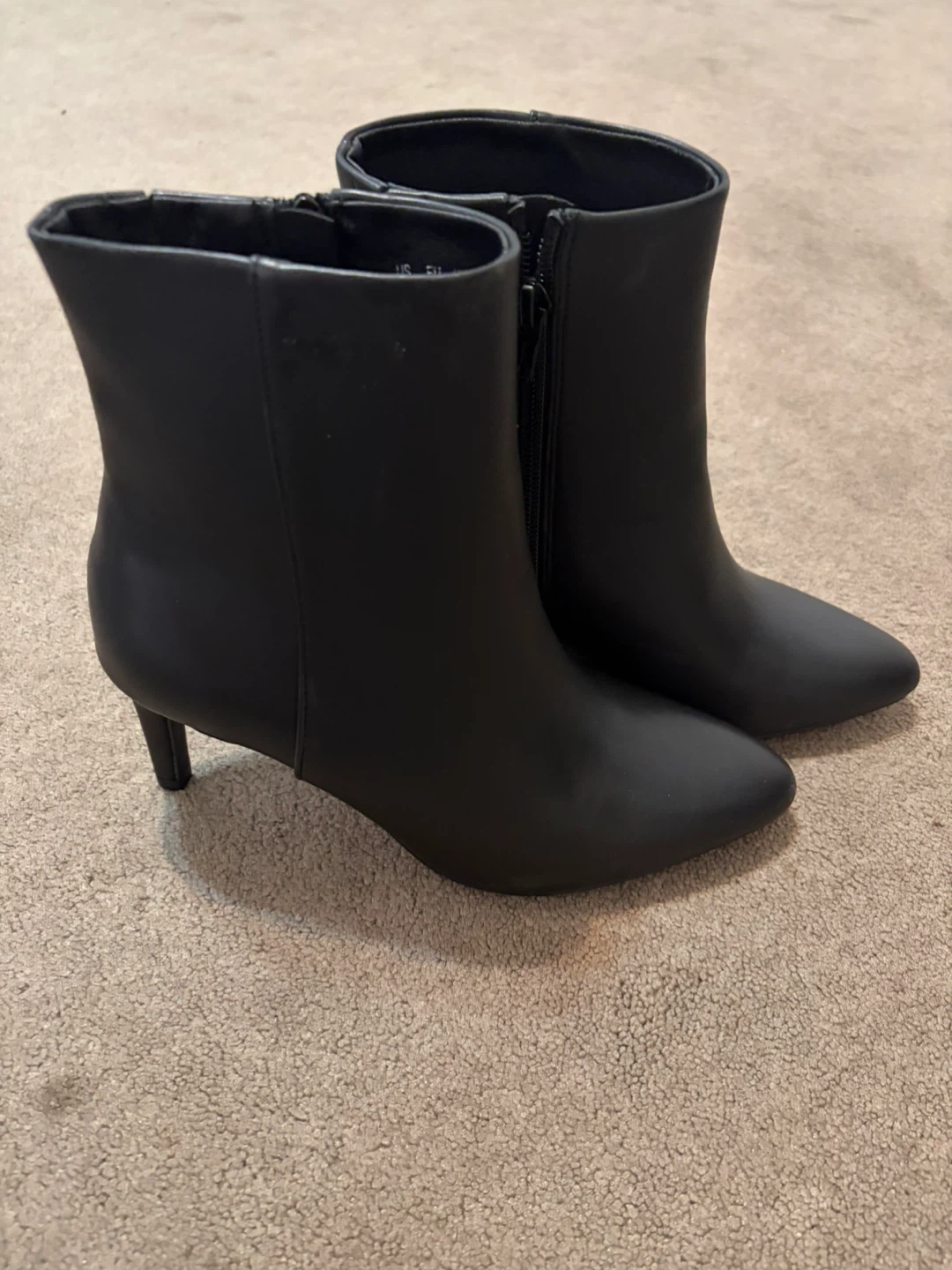 Women's Ankle heel Boots- Size 5 - photo 3