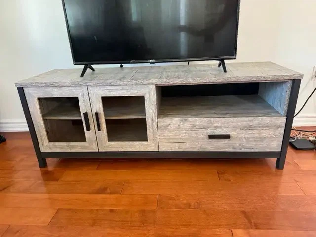 Rustic grey wood TV stand with glass doors - photo 2