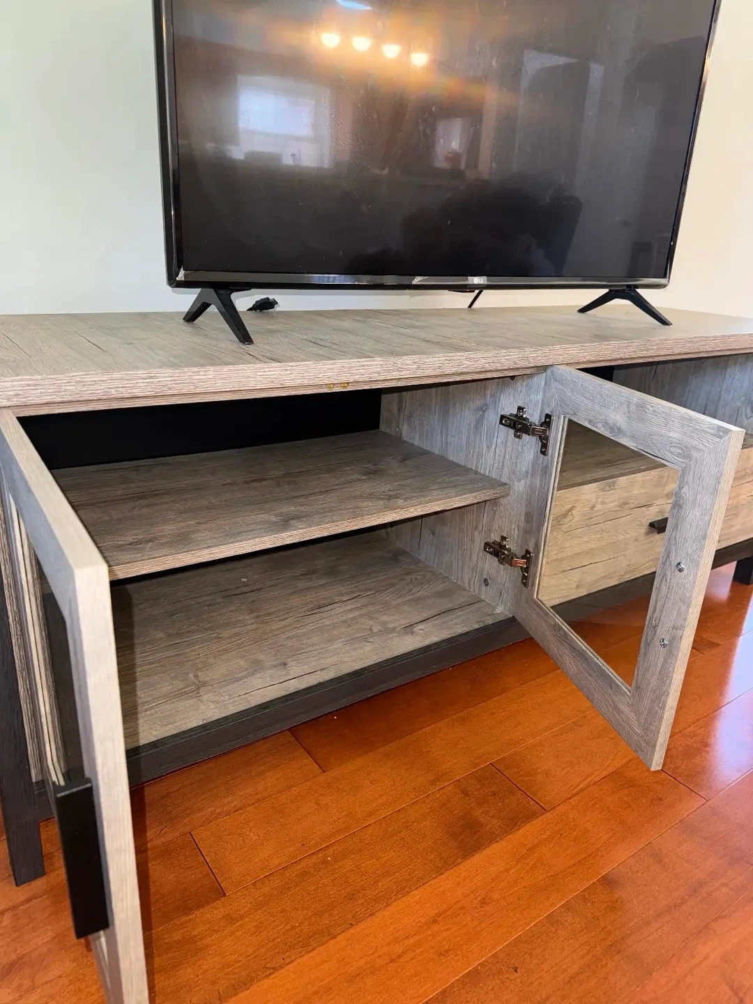 Rustic grey wood TV stand with glass doors - photo 4