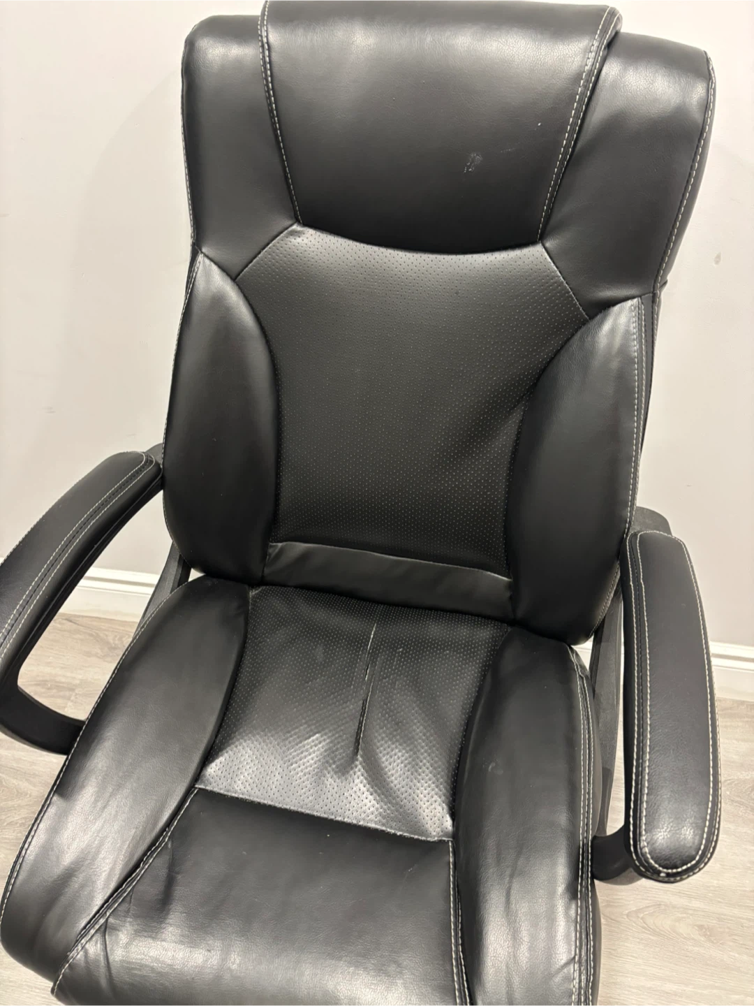 Black Ergonomic Office Chair - photo 3