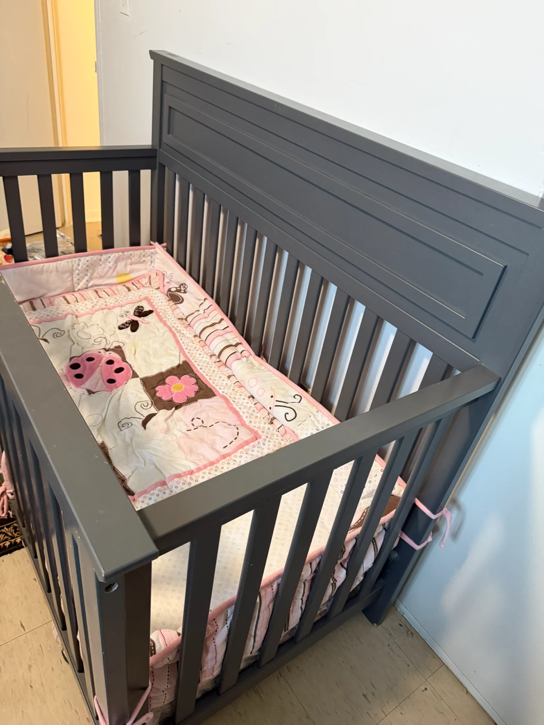 Grey wooden baby crib with mattress and cover everything - photo 2