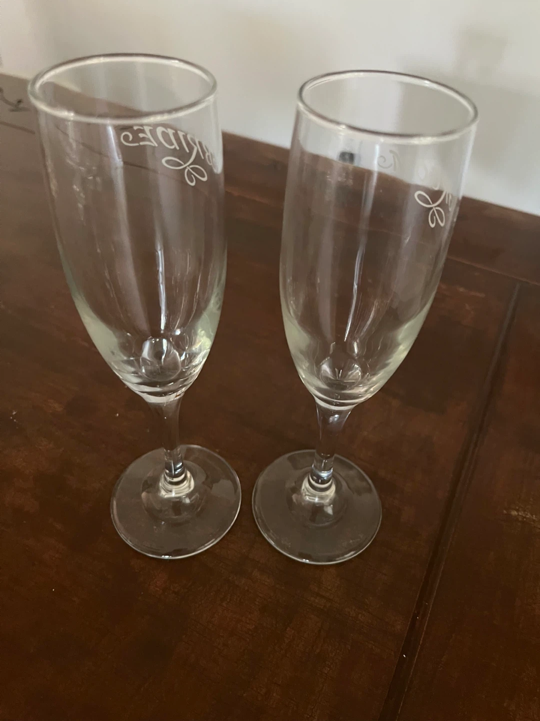 Set of Bride and Groom Champagne Flutes - photo 4