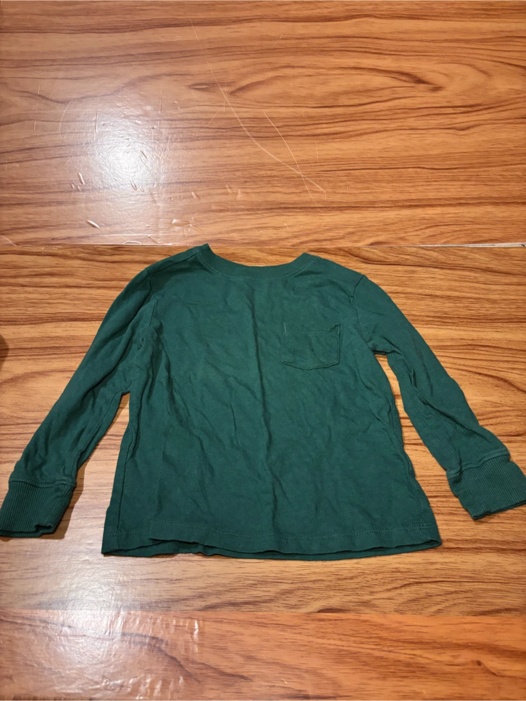 Old Navy Long Sleeve Pocket Tee sz3T