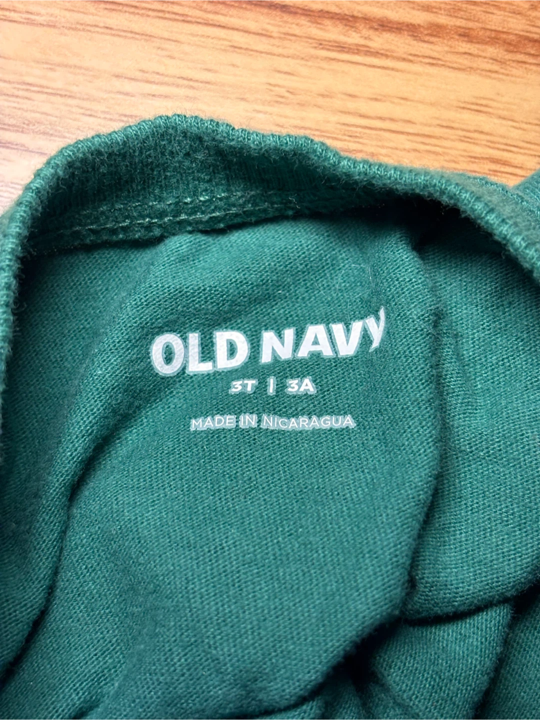 Old Navy Long Sleeve Pocket Tee sz3T - photo 3