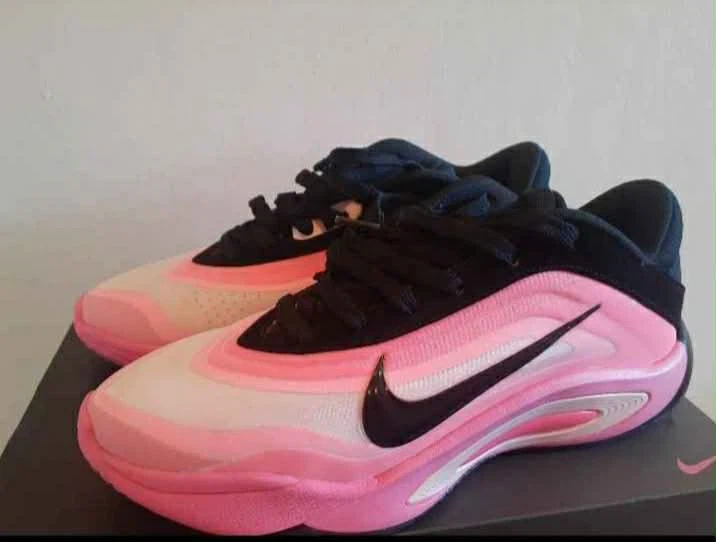 Nike A'One Black Hyper Pink Sneakers