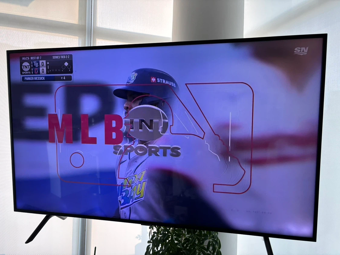 55” Smart TV - photo 2