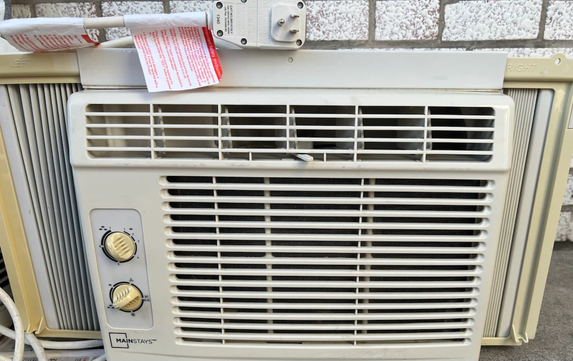 Mainstays Window Air Conditioner
