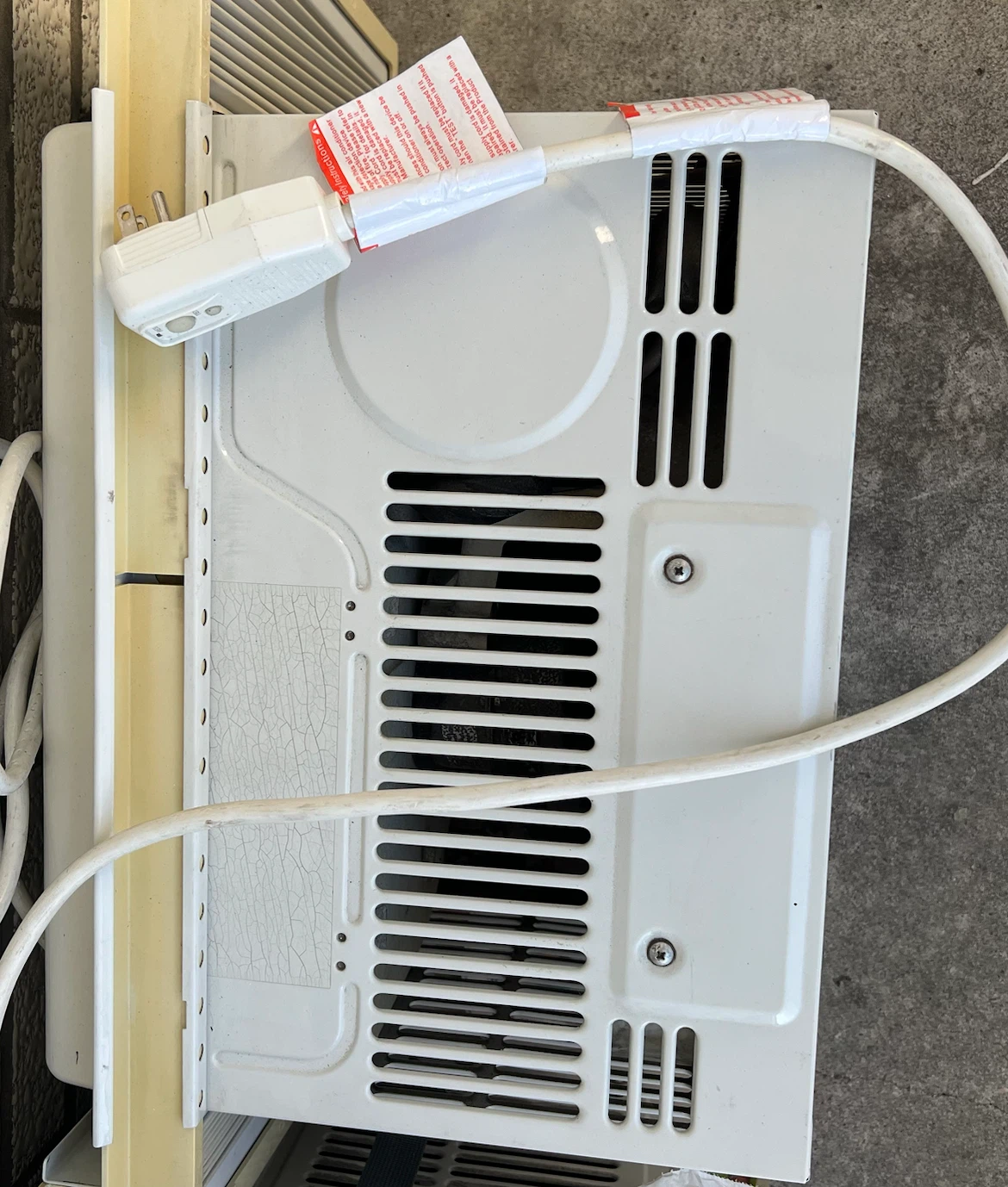 Mainstays Window Air Conditioner - photo 2
