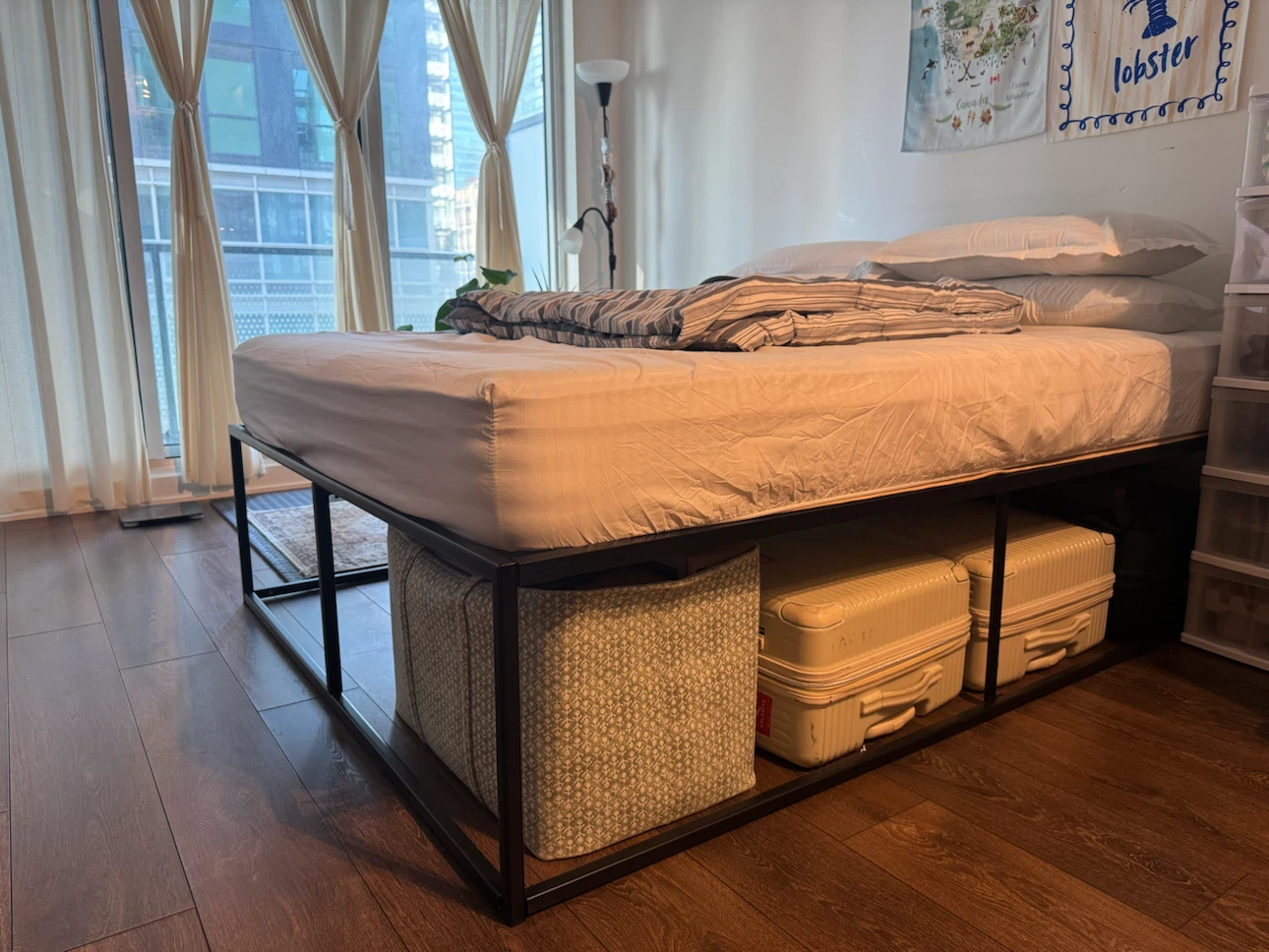 Zinus Joseph Queen Metal Platform Bed Frame - photo 4