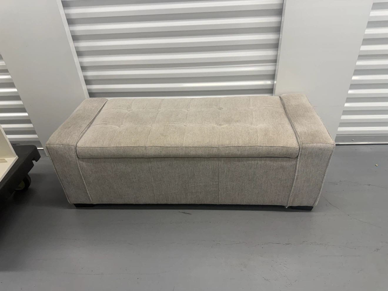Tufted Upholstered Storage Bench - photo 2