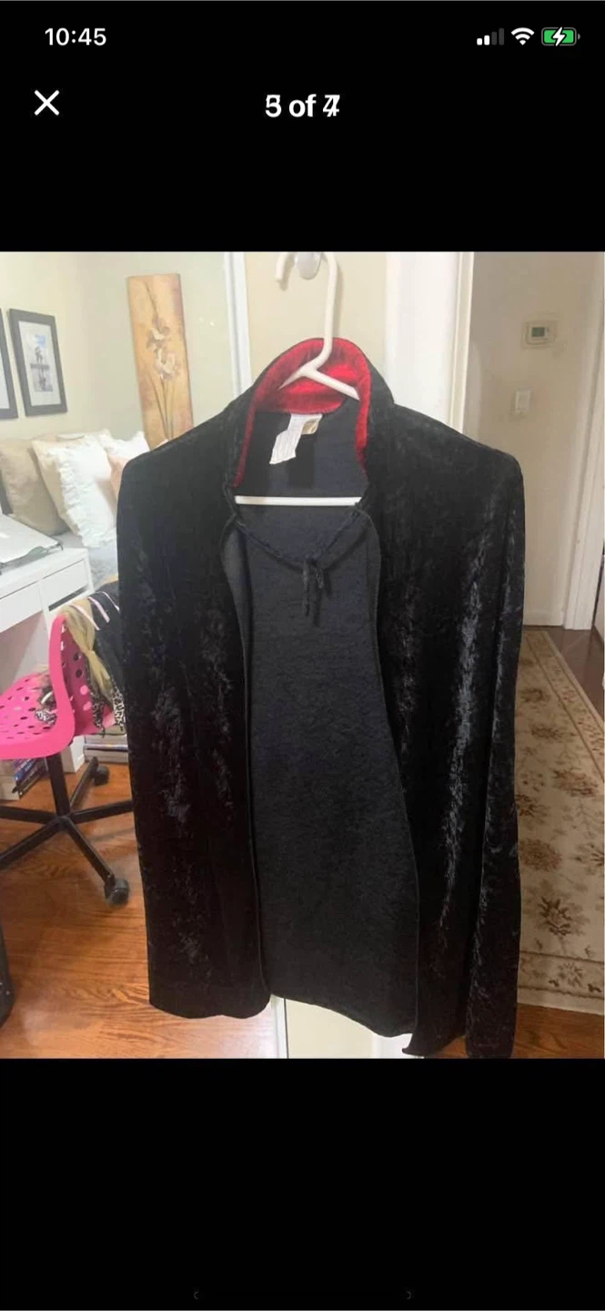 CHILDREN’S  HALLOWEEN CAPE ( COSTUME )  Ages 6-12•Velvet - photo 4