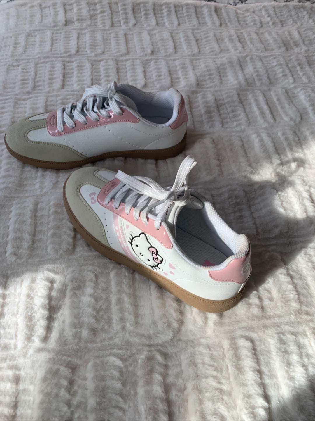 Woman’s shoes