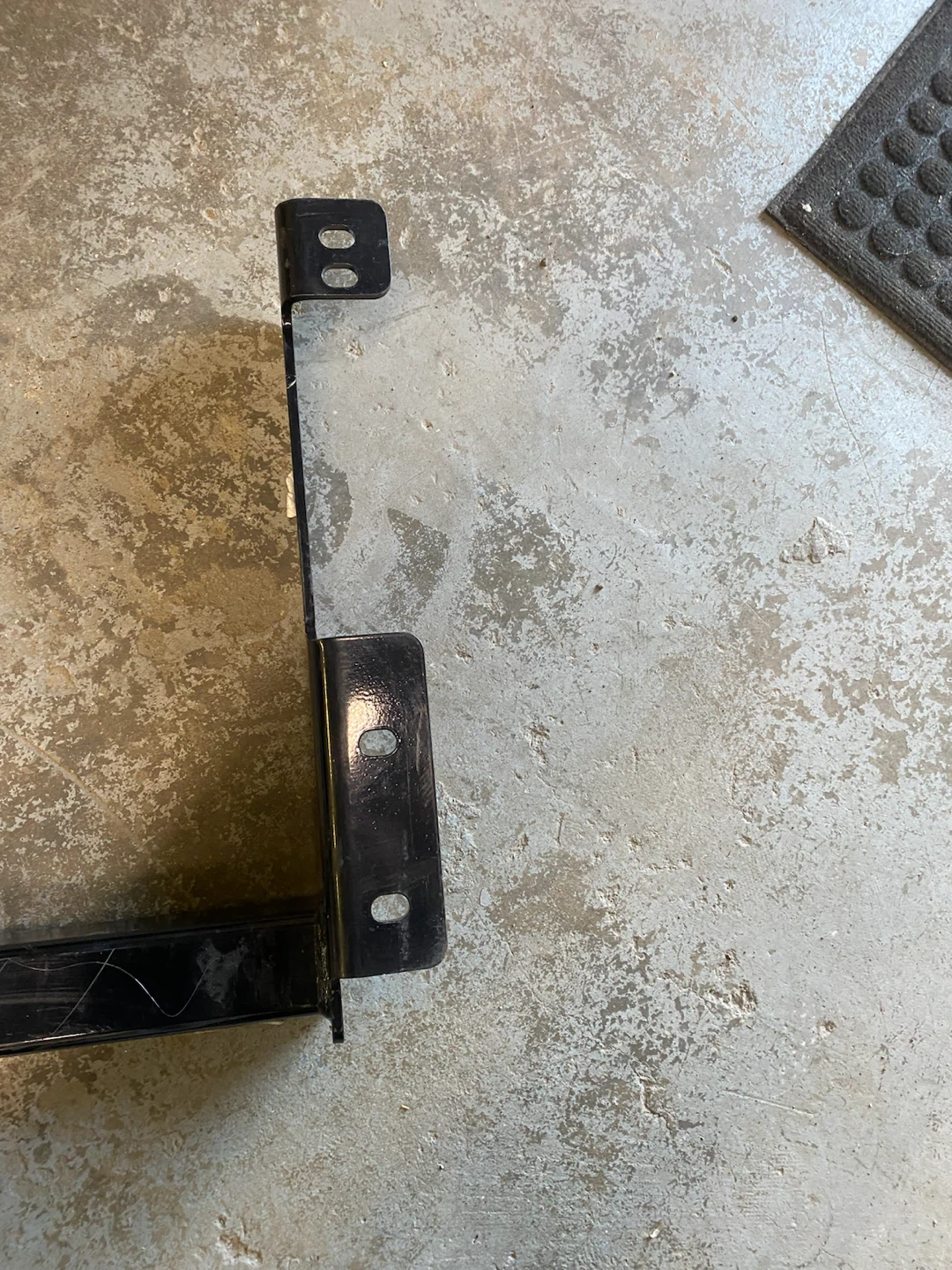 CURT 13040 Trailer Hitch fit Chevy, GMC - photo 2