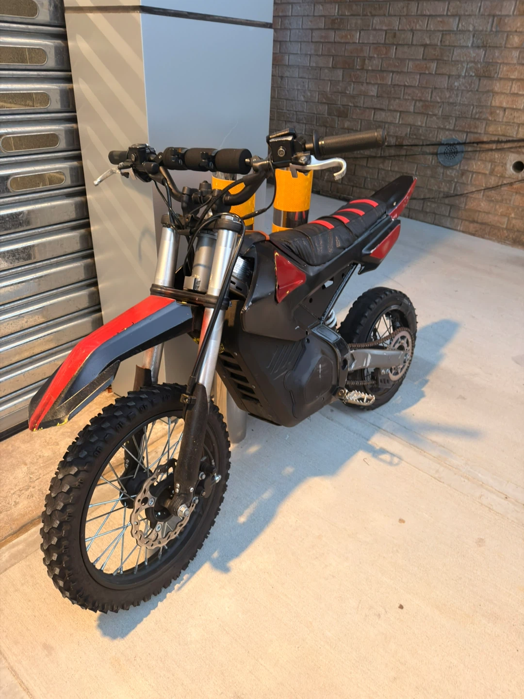 Cunfon dirt bike