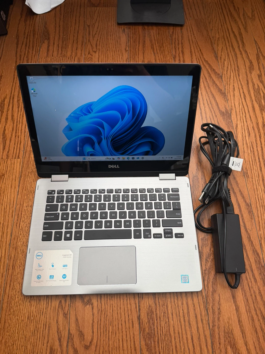 Dell laptop 16GB RAM 512GB SSD Windows 11 with charger