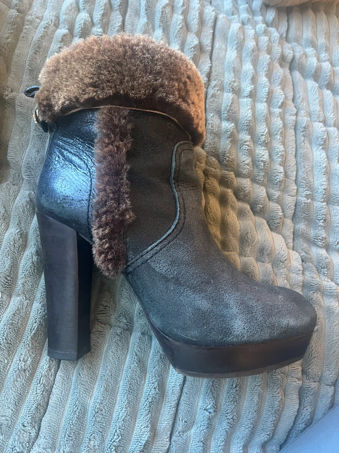 Tory Burch Fur-Trimmed Platform Ankle Boots - photo 3