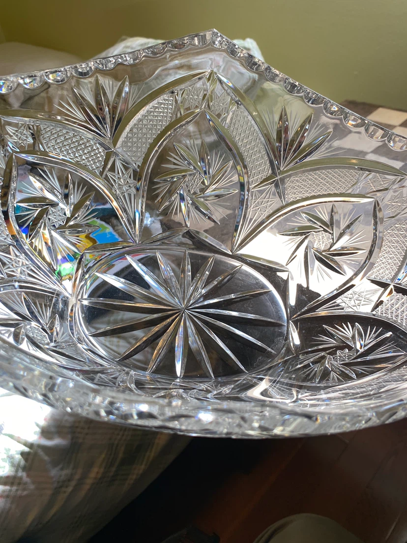 Vintage Crystal Basket Bowl - photo 3