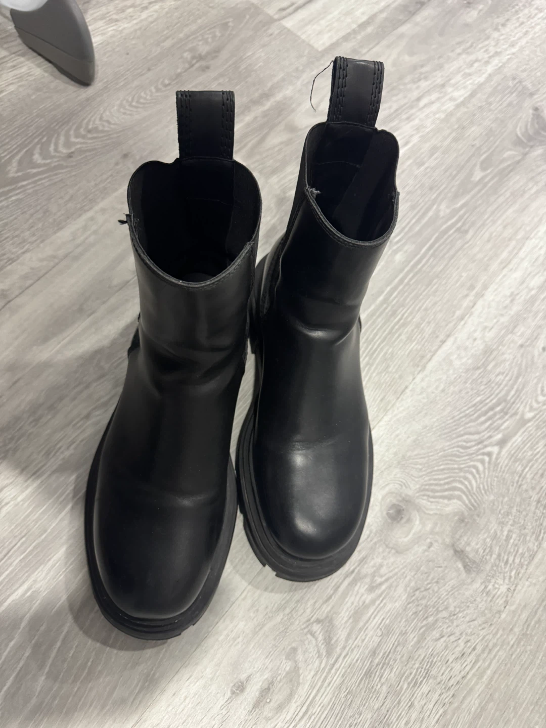 Zara Black Chelsea Boots