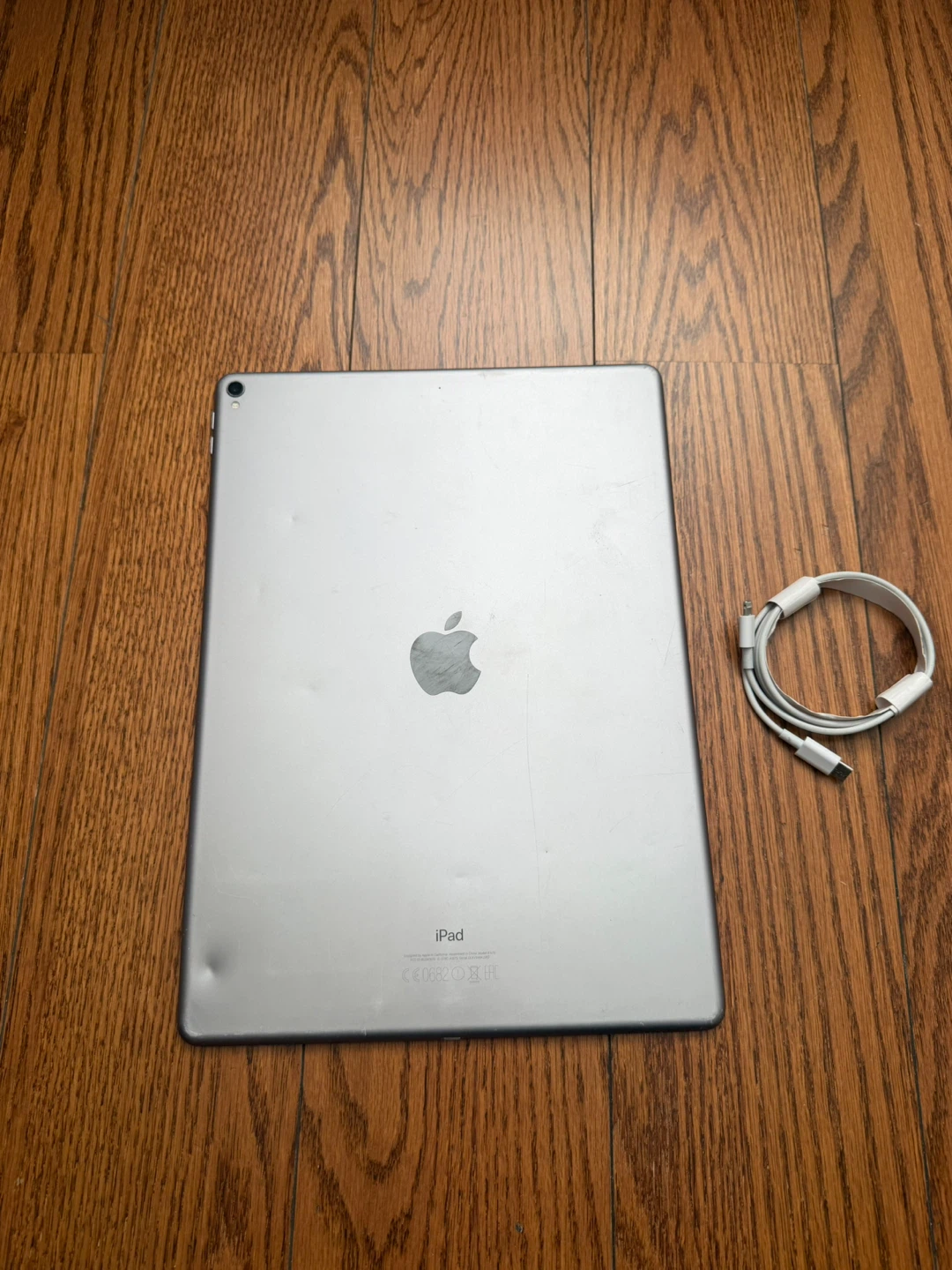 iPad Pro 12.9 inch Gen 2 64GB Fully Functional with cable - photo 3