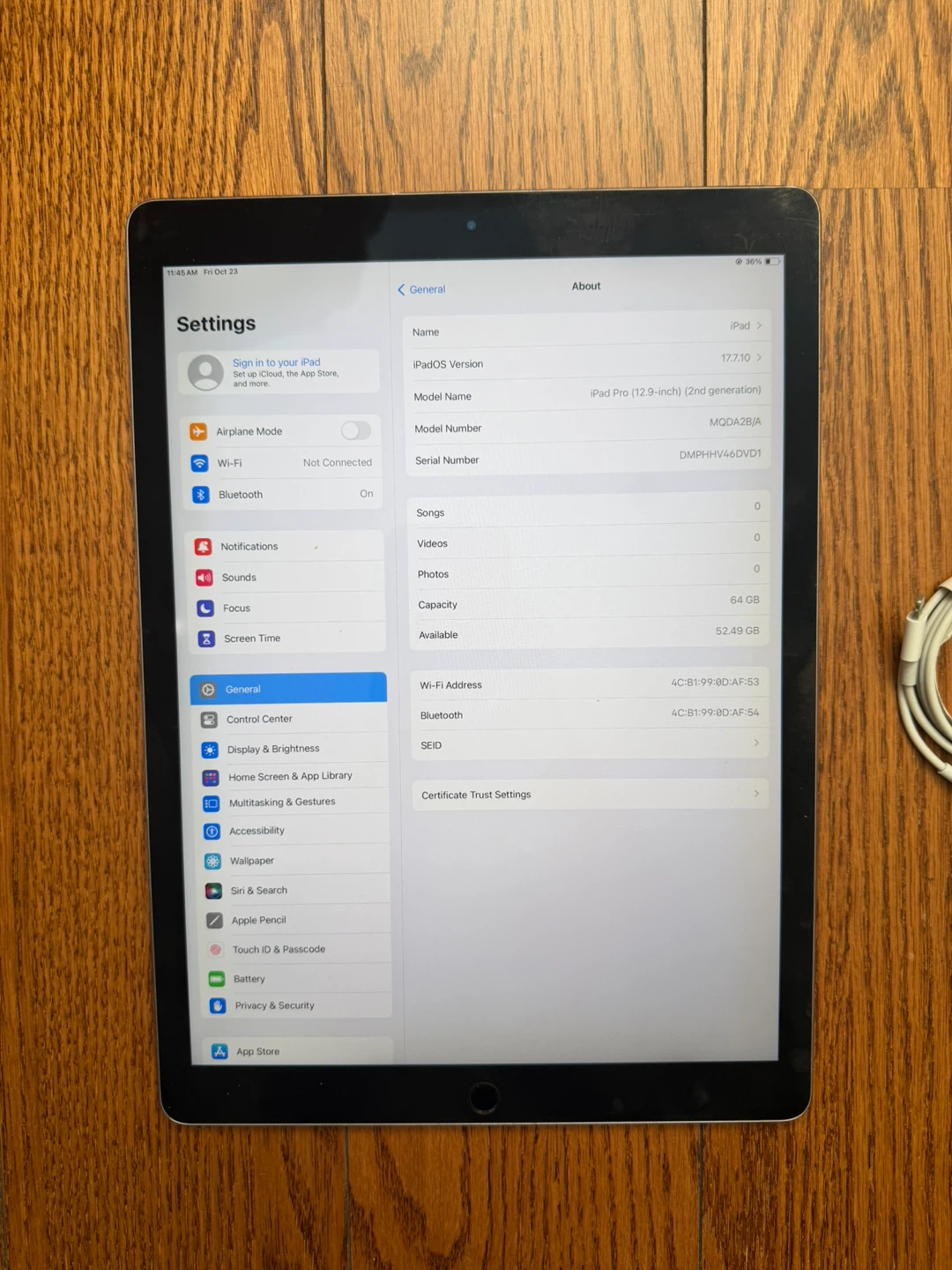 iPad Pro 12.9 inch Gen 2 64GB Fully Functional with cable - photo 5