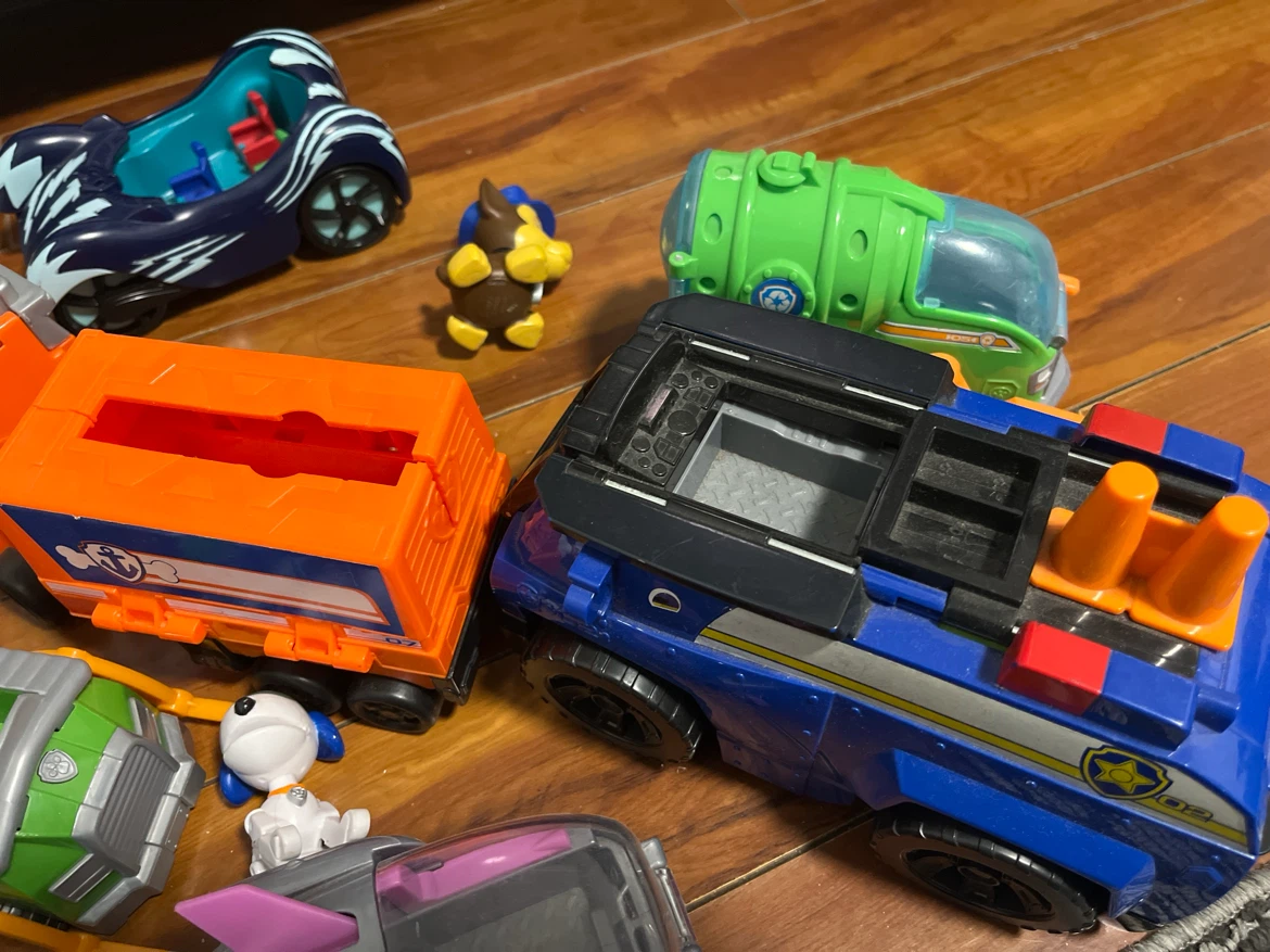MOVING SALE ‼️ Paw Patrol Toy Vehicle Collection - photo 2