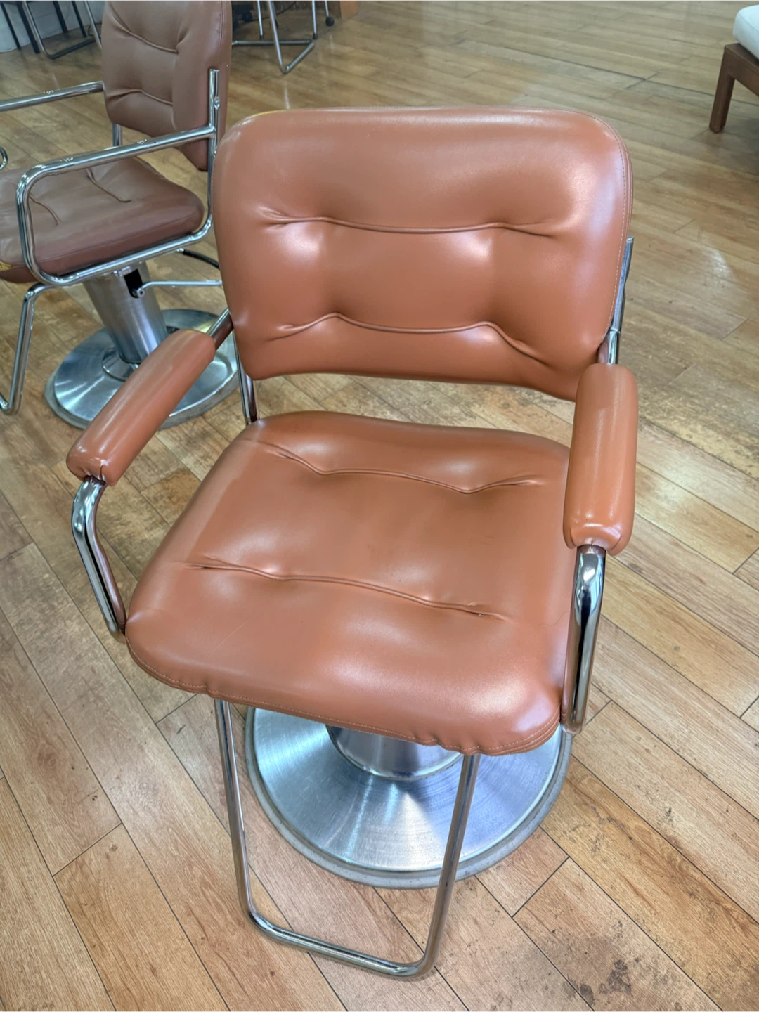 Salon Styling Chairs