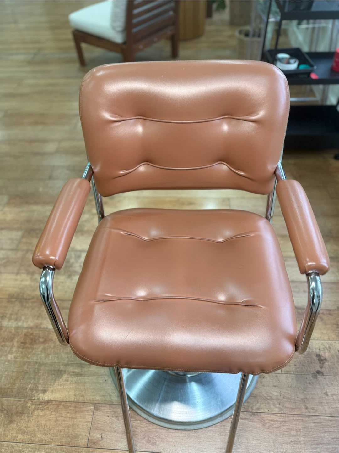 Salon Styling Chairs - photo 4