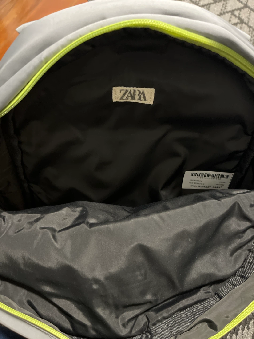 MOVING SALE ‼️ Zara Grey Backpack with Dinosaur Detail - photo 2