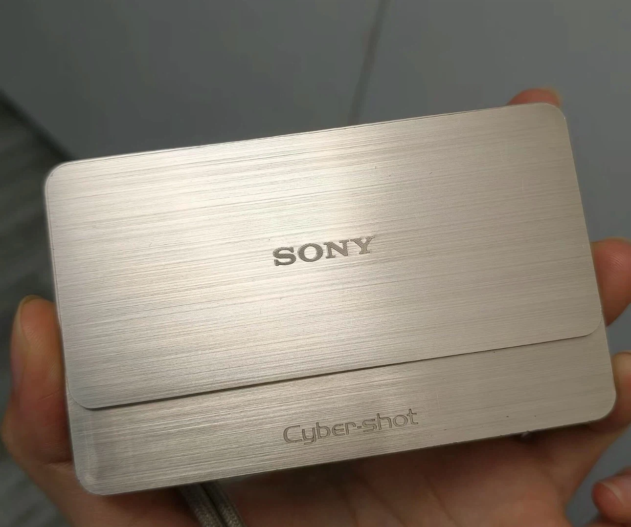 Sony Cybershot t700