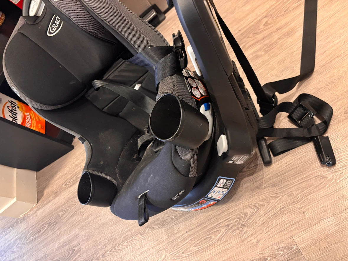 Graco EasyTurn 360 Rotating Car Seat - photo 2