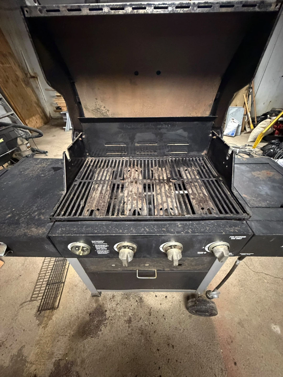 Brinkmann Gas Grill with Side Burner - photo 2