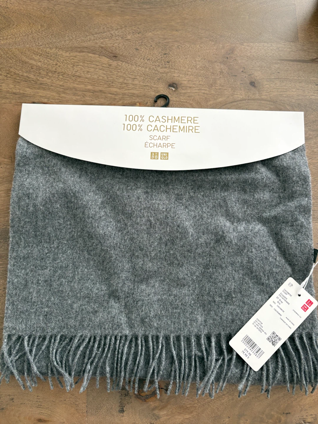 Uniqlo 100% Cashmere Scarf - Grey