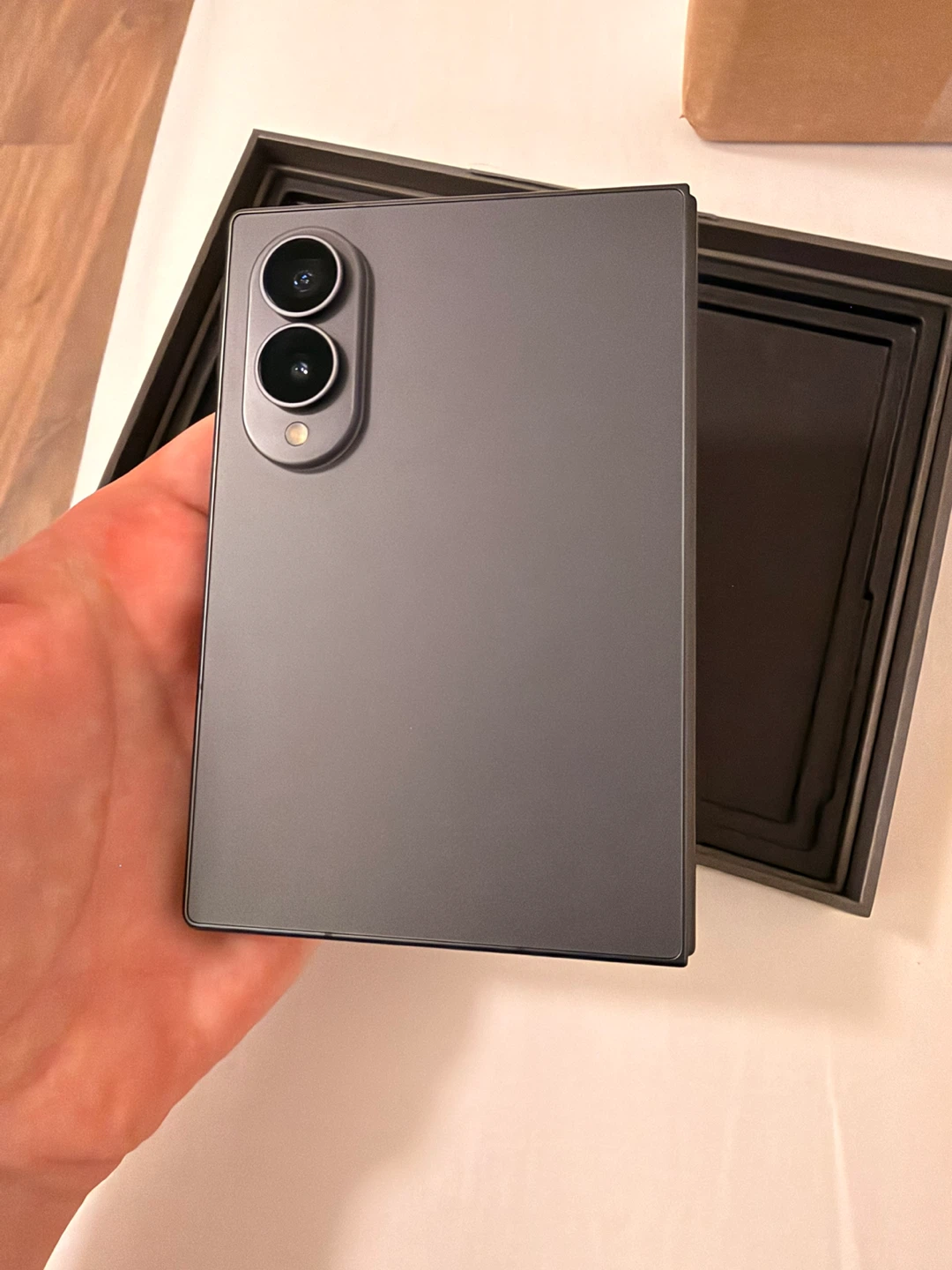 Samsung fold 8 Like New 256gb - photo 3