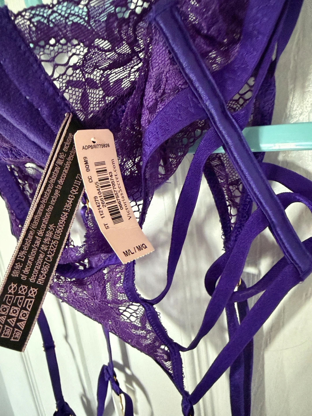 VICTORIA'S SECRET VERY SEXY LACE TRIM GARTER BELT - photo 3