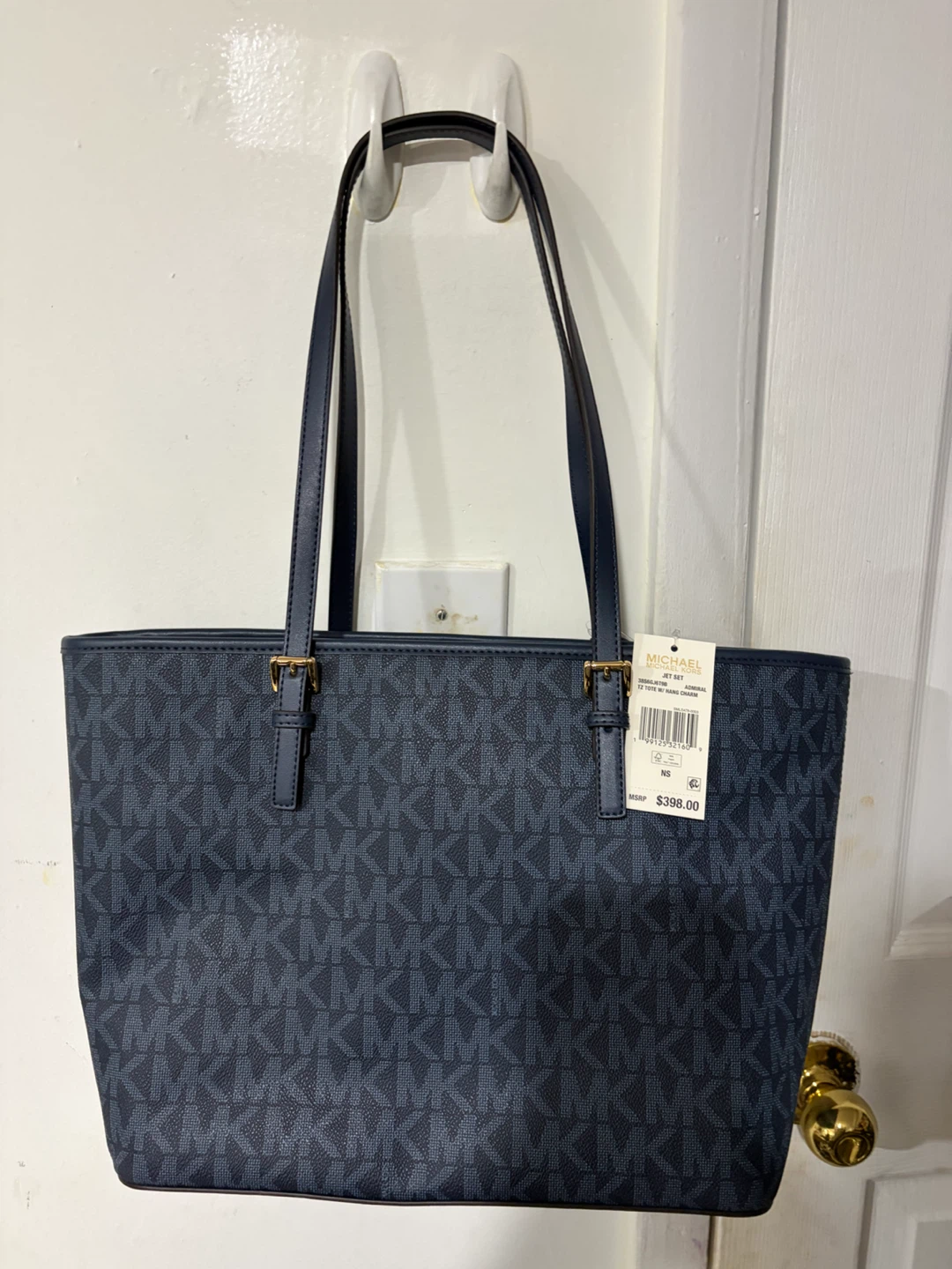 NWT] Michael Kors Jet Set Large Signature Logo Tote Bag