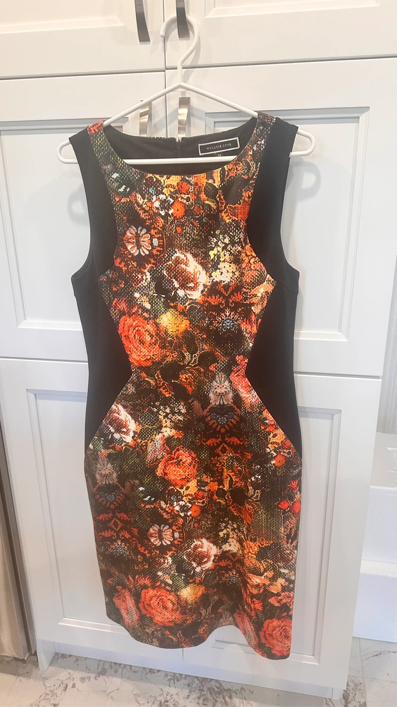 Melanie Lyne Sleeveless Floral Tapestry Sheath Dress - Size 10 - photo 5