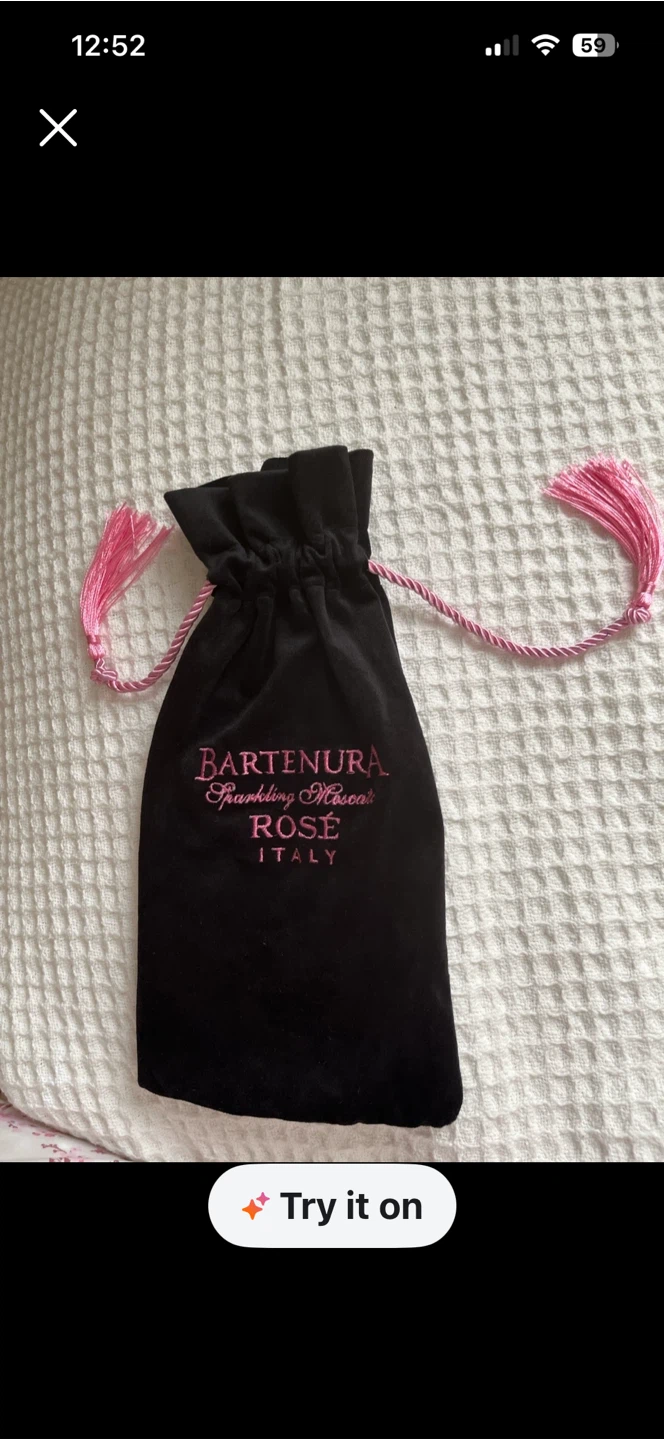 Bartenura Sparkling Moscato Rose Velvet Bag