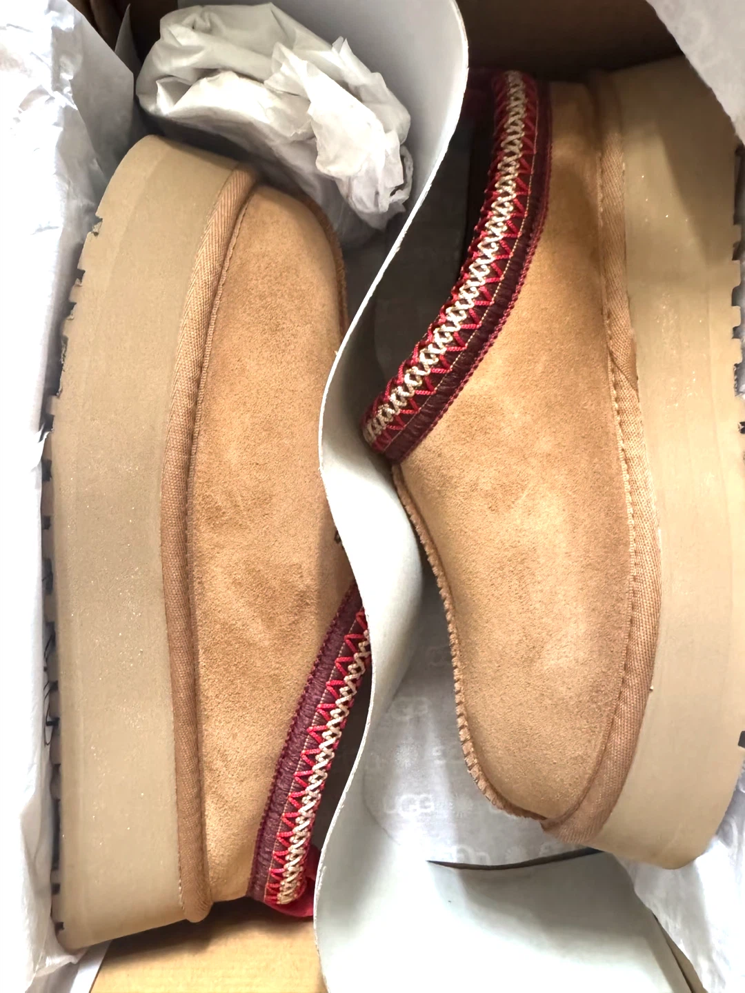 UGG Tazz II