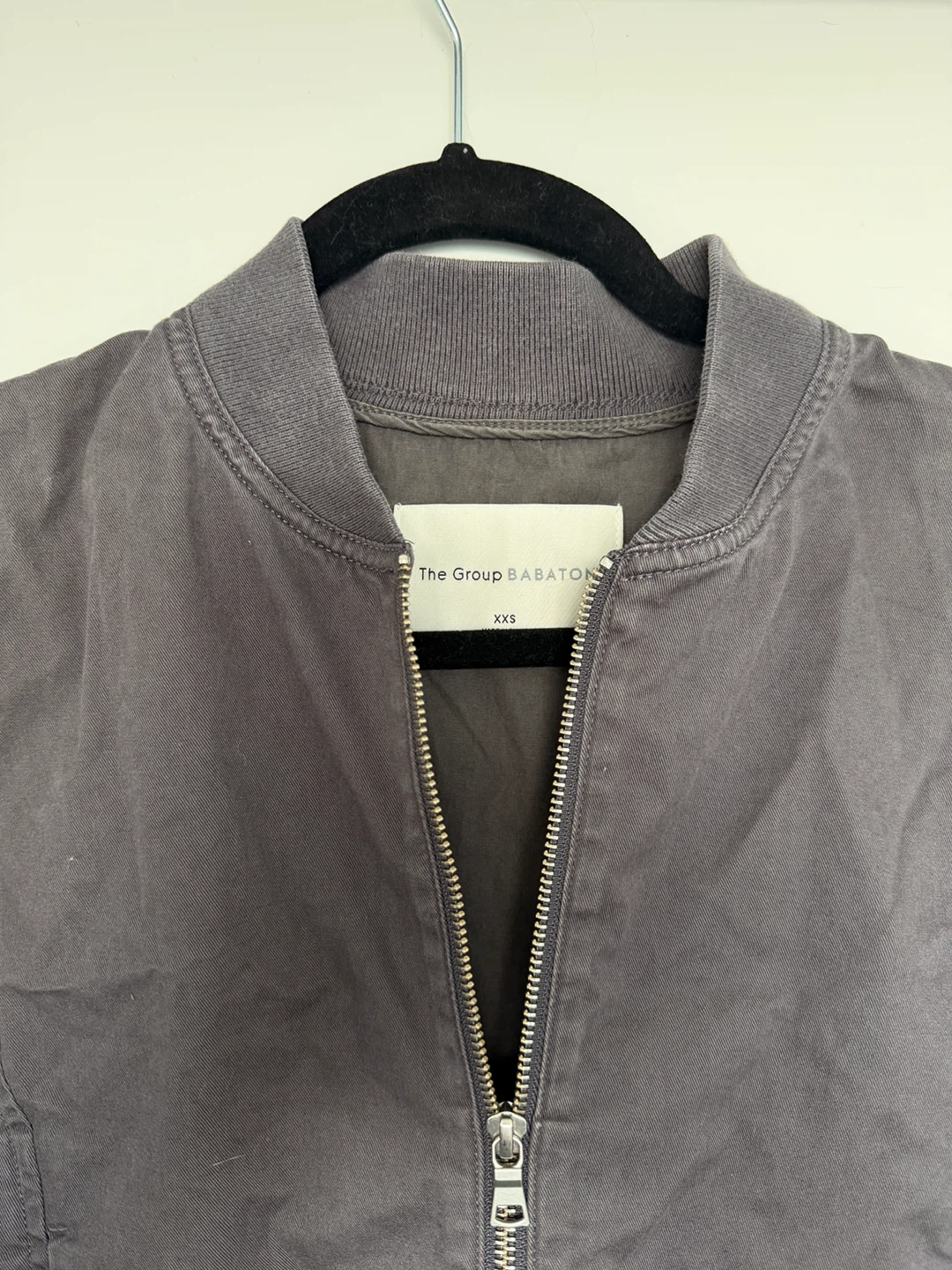 Aritzia Babaton Gray Lightweight Bomber Jacket - photo 3