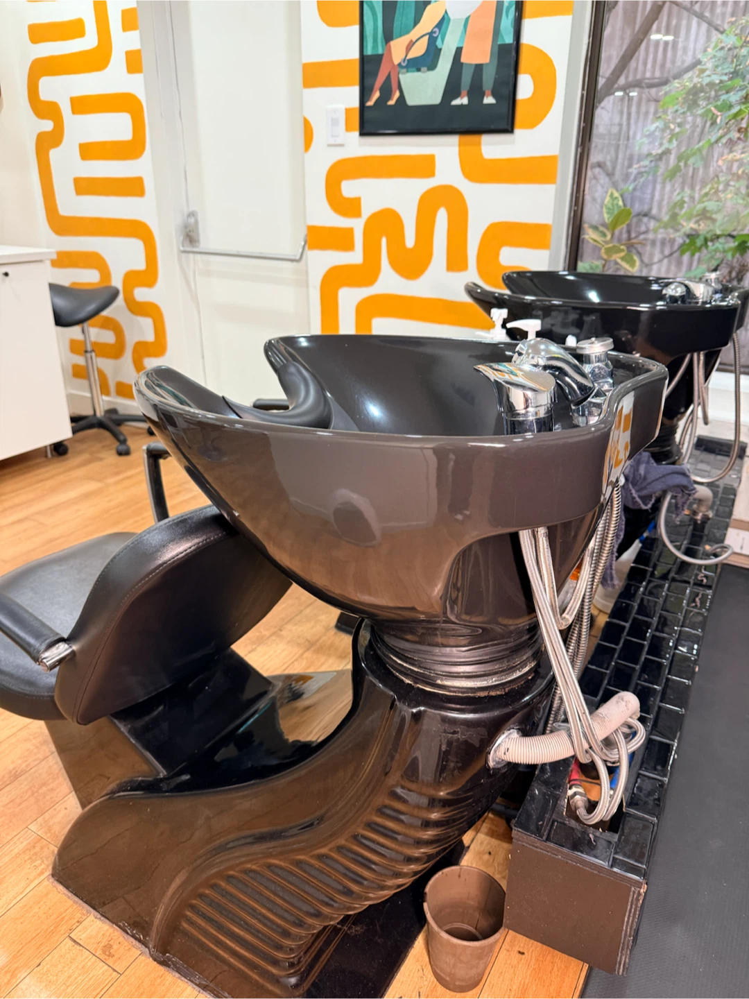 Black Salon Shampoo Station with chair - photo 2