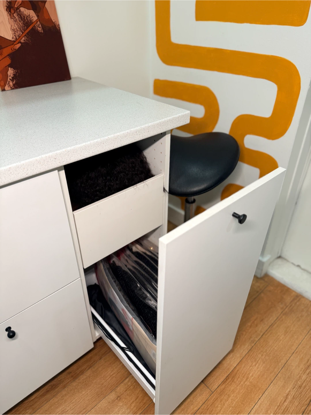 White salon storage station with drawers and cabinets - photo 5