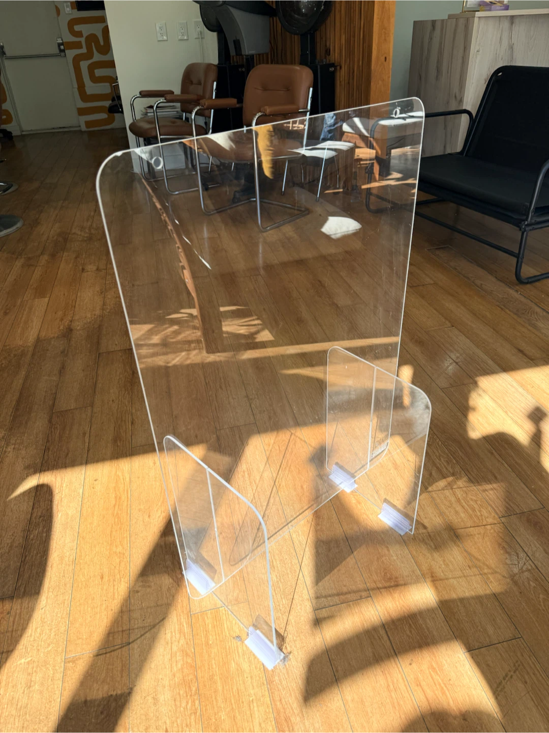 Clear Acrylic Sneeze Guard Partition - photo 2