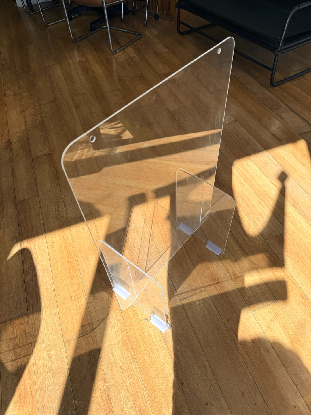 Clear Acrylic Sneeze Guard Partition - photo 3