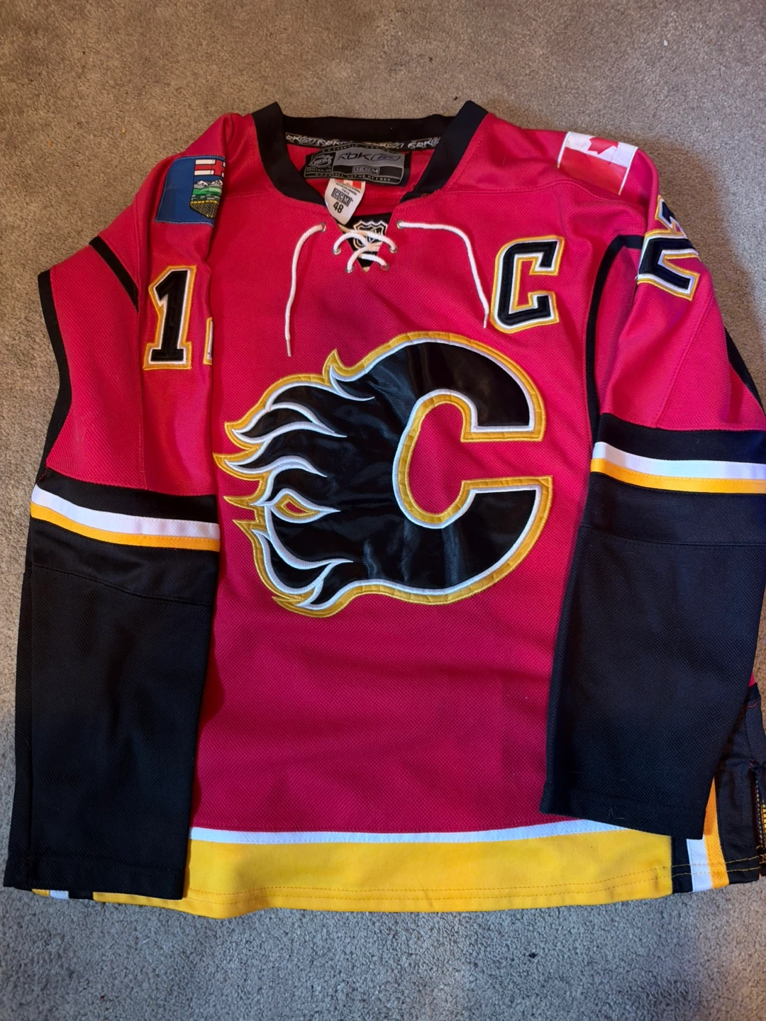 Reebok Calgary Flames Iginla Jersey Size 48