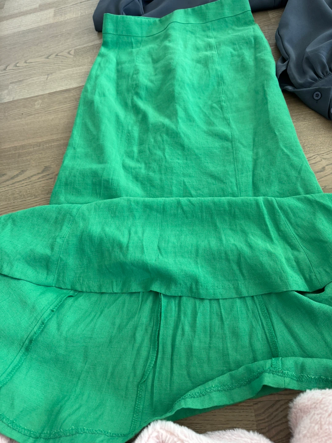 Designer’s Bright Green Aristocratic Pure Linen Skirt - photo 3