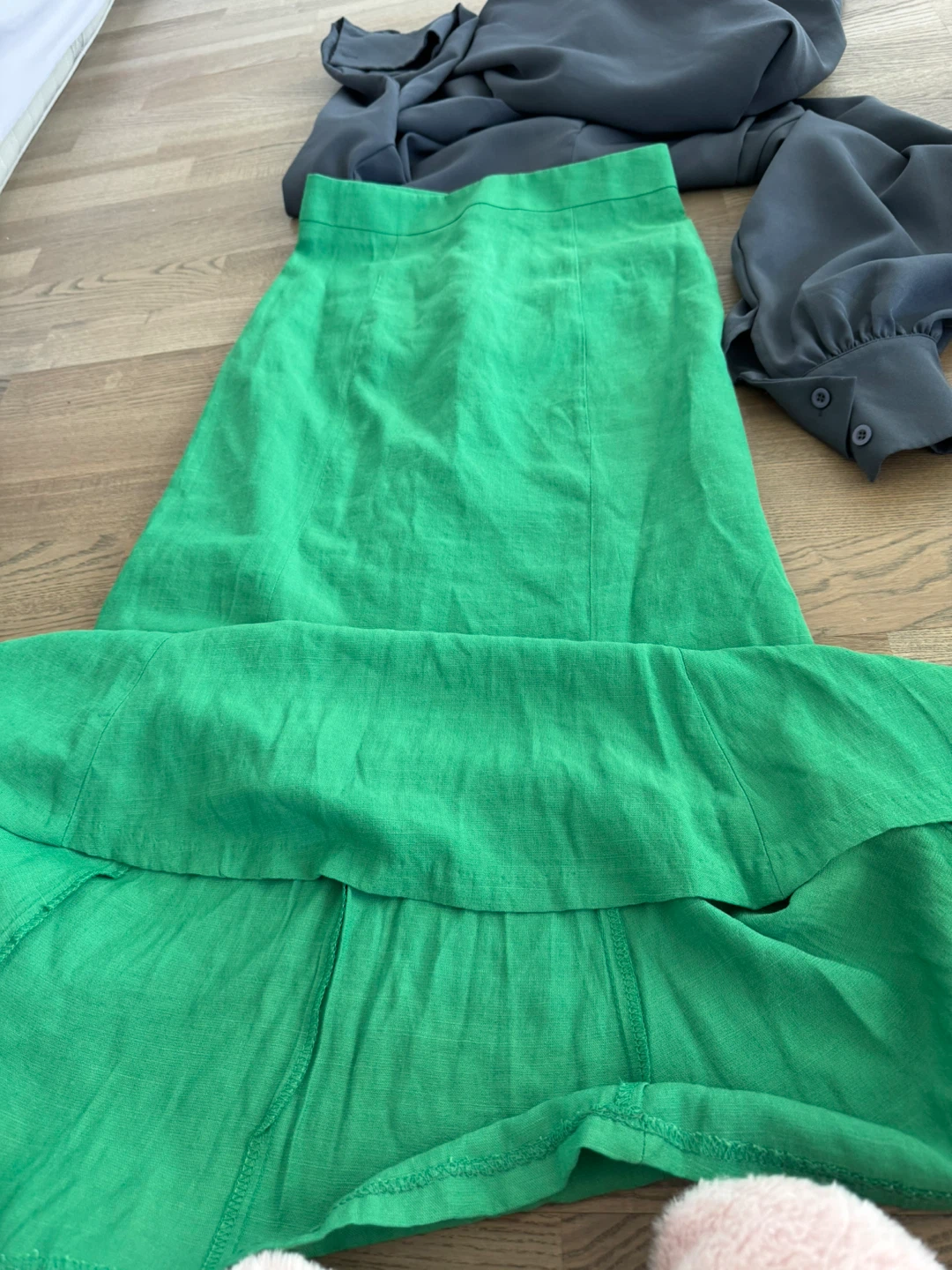 Designer’s Bright Green Aristocratic Pure Linen Skirt - photo 4