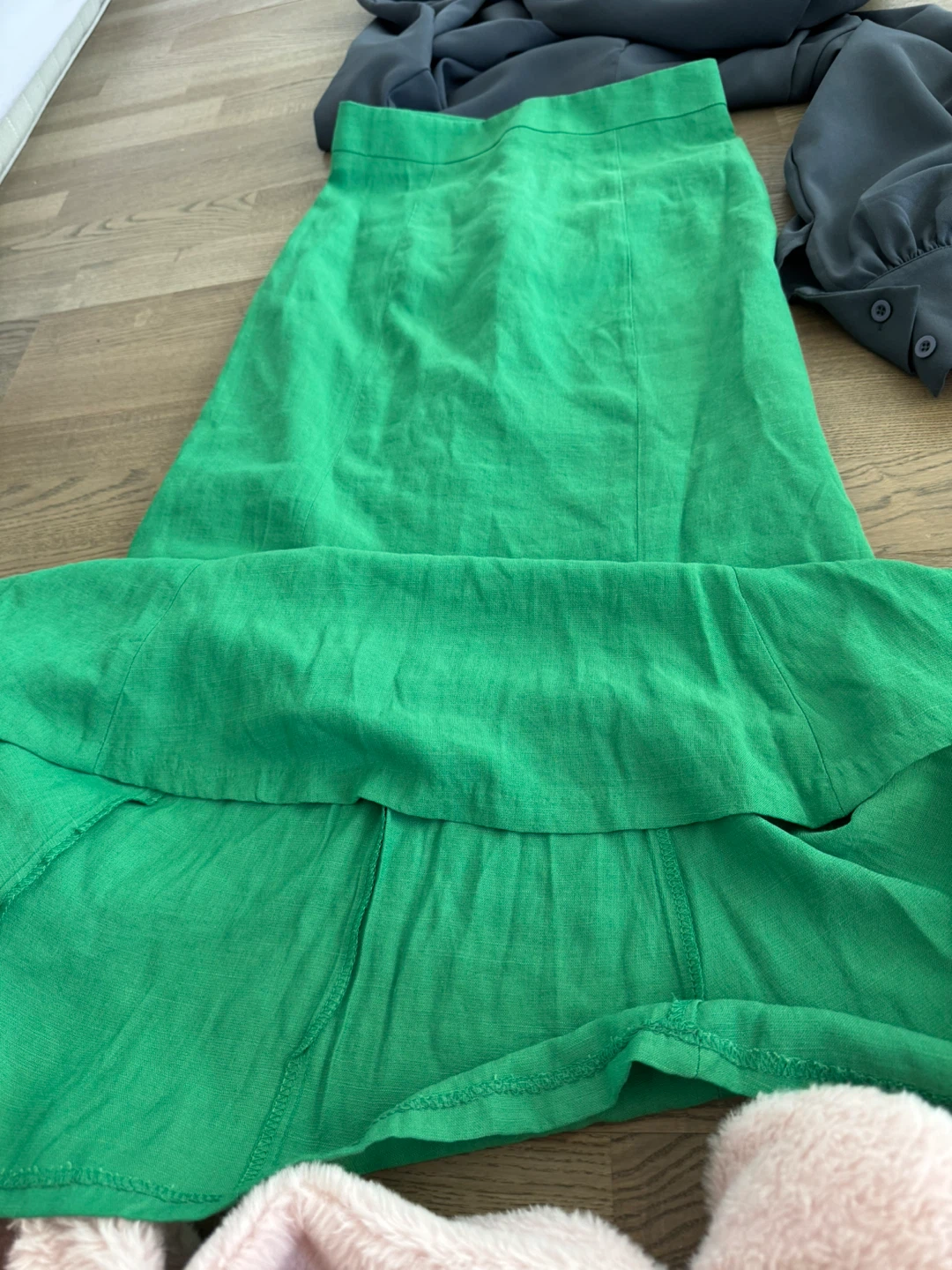 Designer’s Bright Green Aristocratic Pure Linen Skirt - photo 5