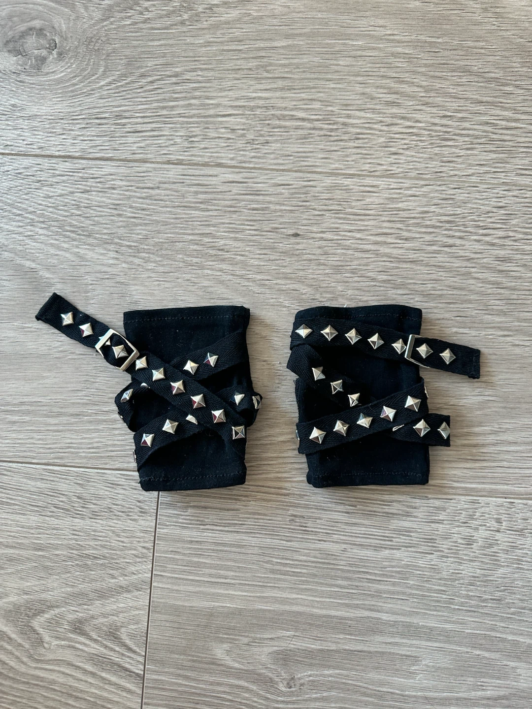 Black Studded Buckle Hand Wraps - photo 3